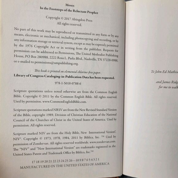 Moses In the Footsteps of the Reluctant Prophet Book by Adam Hamilton 2017 HC - Picture 3 of 14